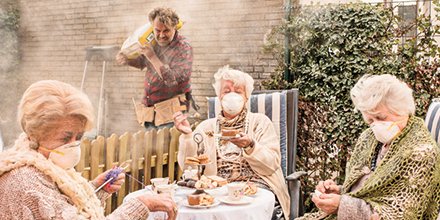 Maar de buren zijn wél heel aardig. #sorry #sorrynotsorry