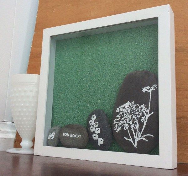 Make a truly unique gift! And use up all those pebbles the kids always insist on collecting!! 🌈🌟 buff.ly/2fGmKUk