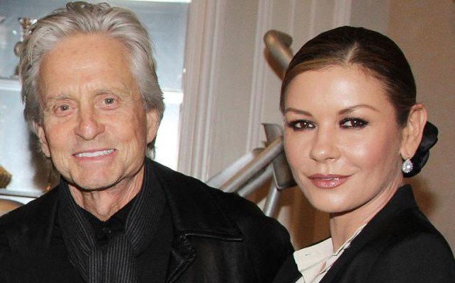 Happy Birthday, Michael Douglas and Catherine Zeta-Jones!!  Y que Kirk pueda celebrar con su familia 