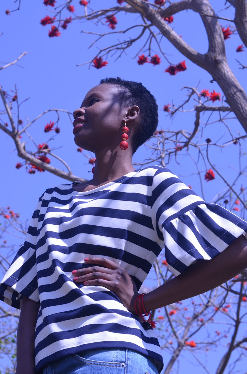 DesrayDesigns's tweet image. Such a stunning top for a stunning girl - just look at our Fennel Top on Promise! Such a fun and bold look! R730 &amp;gt;&amp;gt; ow.ly/jpeg30foBph