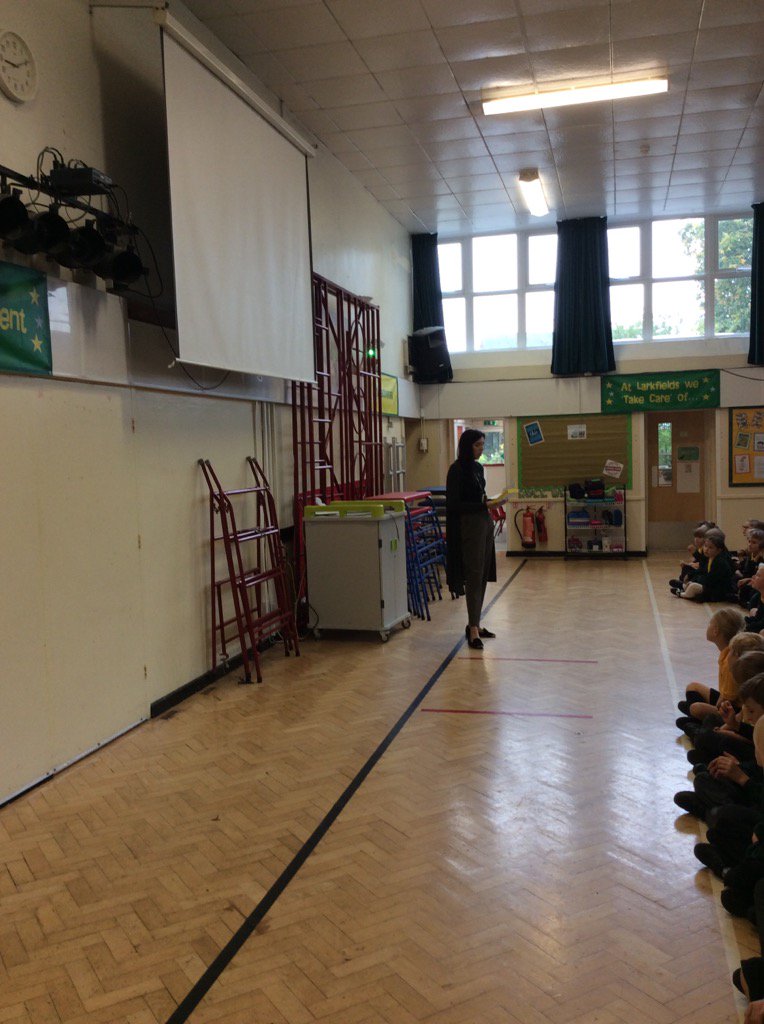 LarkfieldJunior's tweet image. Recommended read in assembly this morning Miss Mitchell sharing her favourite book Kid Normal #readingisamazing