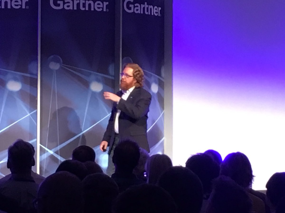 _abiyogarajah's tweet photo. PHENMONAL keynote kicking off #GartnerCAT @dannybrian @mcancila #nomorebuttons #thinkbeyondIT https://t.co/4uNPoeolh3