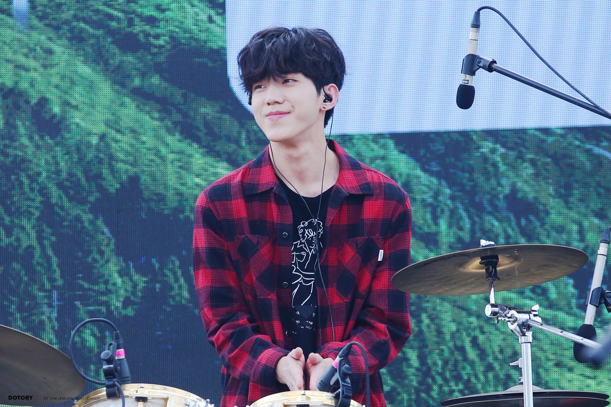 Dowoon | DAY6 | @AlienGabs51 | Day6 dowoon, Day6, Men casual