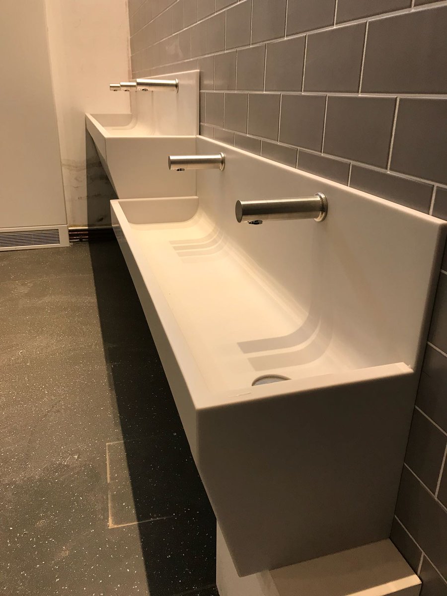 How cool are these troughs?! @darlolrcase <a href="/thehullabaloo17/">Darlo Hullabaloo</a>