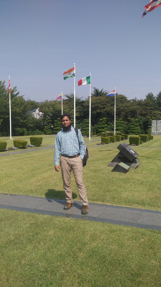 najibfarooq's tweet photo. South Korean UN war memorial. Where our flag is waving #BraveIndians #SaluteWithRespect @INCIndia @BJP4India
@narendramodi @_ManmohanSingh https://t.co/qRIdNs3aWi