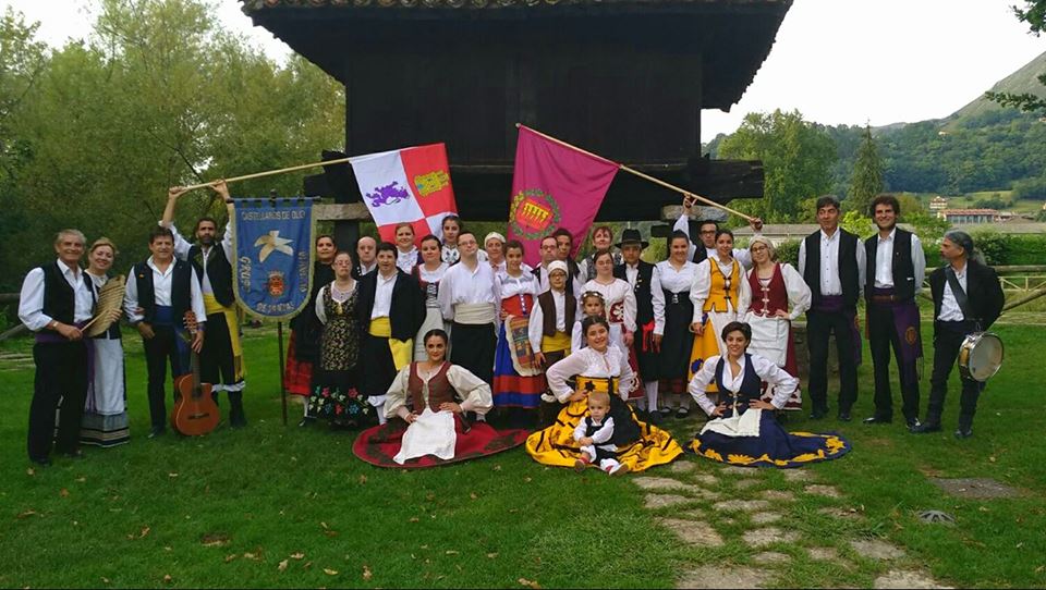 Fin de semana asturiano en el Festival de Folklore de Cangas de Onís
#FolkloreCastellano #tradiciones #musicatradicional <a href="/Dip_Va/">Diputación de Valladolid</a>