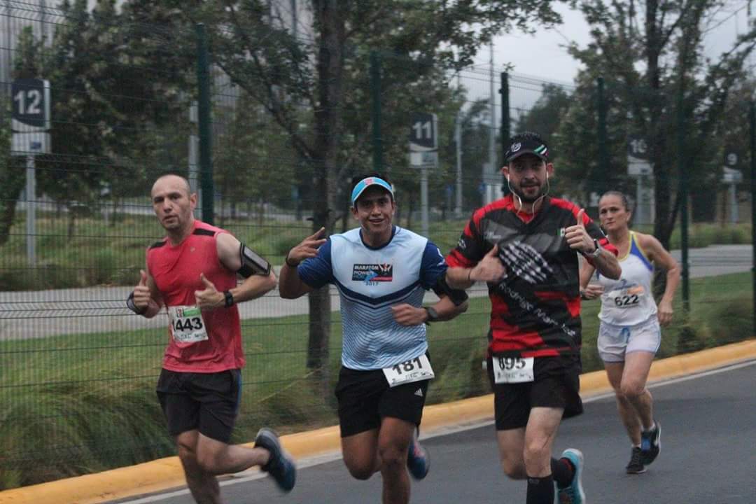 runncardo's tweet photo. Amistad, una forma"+"del amor
La familia que no comparte sangre, pero si el corazón
#21kGuadalupe #YoElegiCreer #YoConDios #YoElegiCorrer https://t.co/7HnsDyB17N