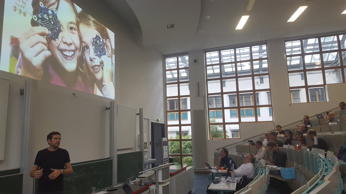 Jörn Alraun talks about Calliope mini at the RIOT Summit