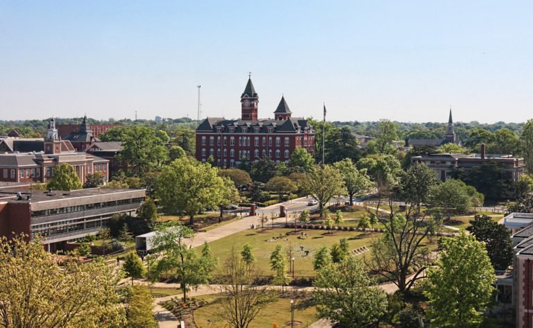 ThePlannerFreak's tweet photo. The College Interview: What to Expect #CollegePrep #Admissions #TheStudyFreak https://t.co/wTEt4EGe6B https://t.co/Hlmr5BLKYC