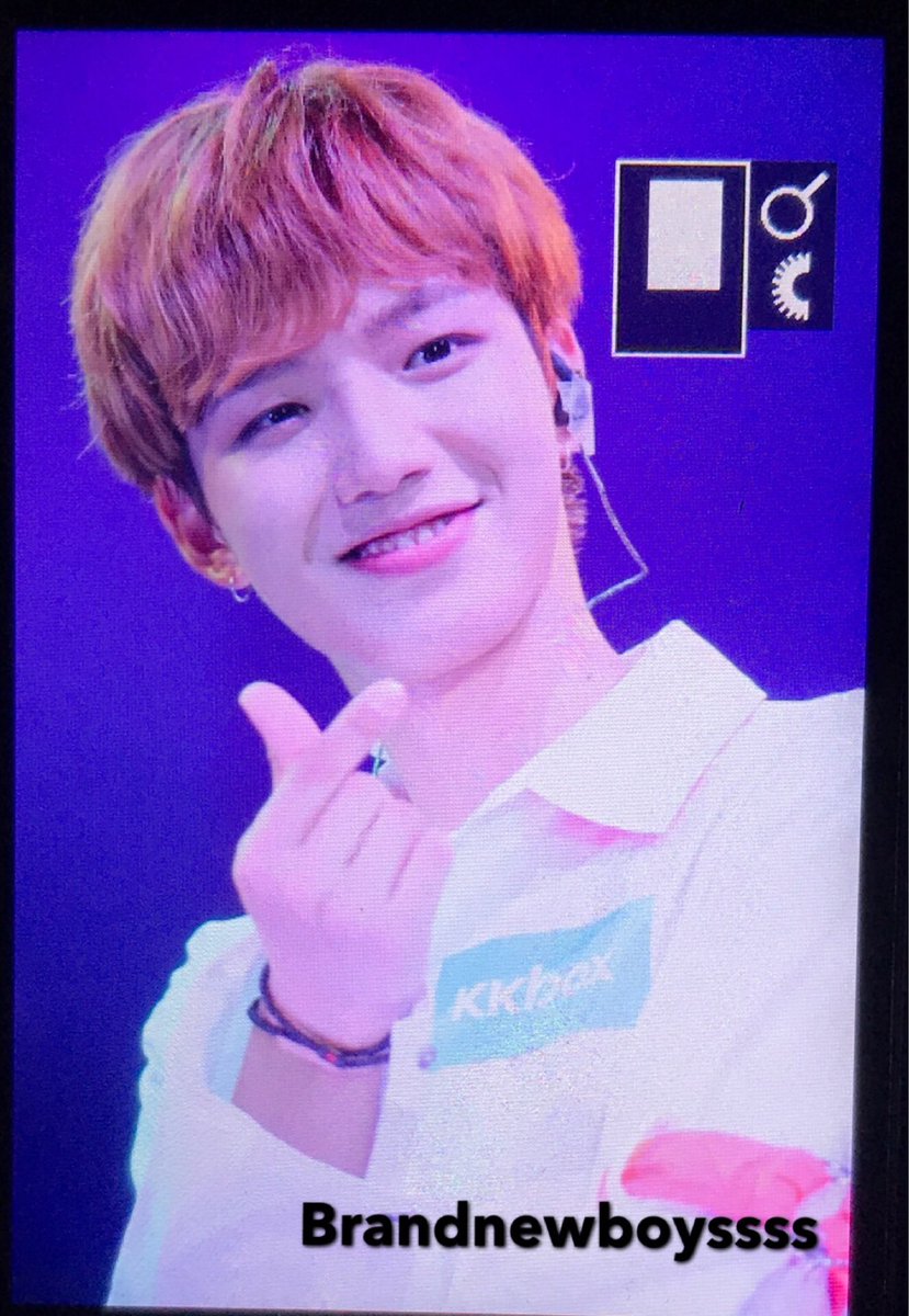 BrandNewBoyssss's tweet photo. 170925 MXM x KKBOX PARTY HK 영민💕💕 preview
#임영민#林煐岷 #Brandnewmusic #brandnewboys#브랜뉴보이즈#bnmboys #MXM #엠엑스엠 #mxm925 https://t.co/2raYmRdmul