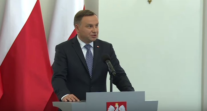 Onet Wiadomości (@onetwiadomosci) on Twitter photo .<a href="/prezydentpl/">Kancelaria Prezydenta RP</a> <a href="/AndrzejDuda/">Andrzej Duda</a> : skoro nie da się zmienić konstytucji, mam nową propozycję ws. wyborów sędziów do KRS
wiadomosci.onet.pl/kraj/prezydent… .<a href="/prezydentpl/">Kancelaria Prezydenta RP</a> <a href="/AndrzejDuda/">Andrzej Duda</a> : skoro nie da się zmienić konstytucji, mam nową propozycję ws. wyborów sędziów do KRS
wiadomosci.onet.pl/kraj/prezydent…