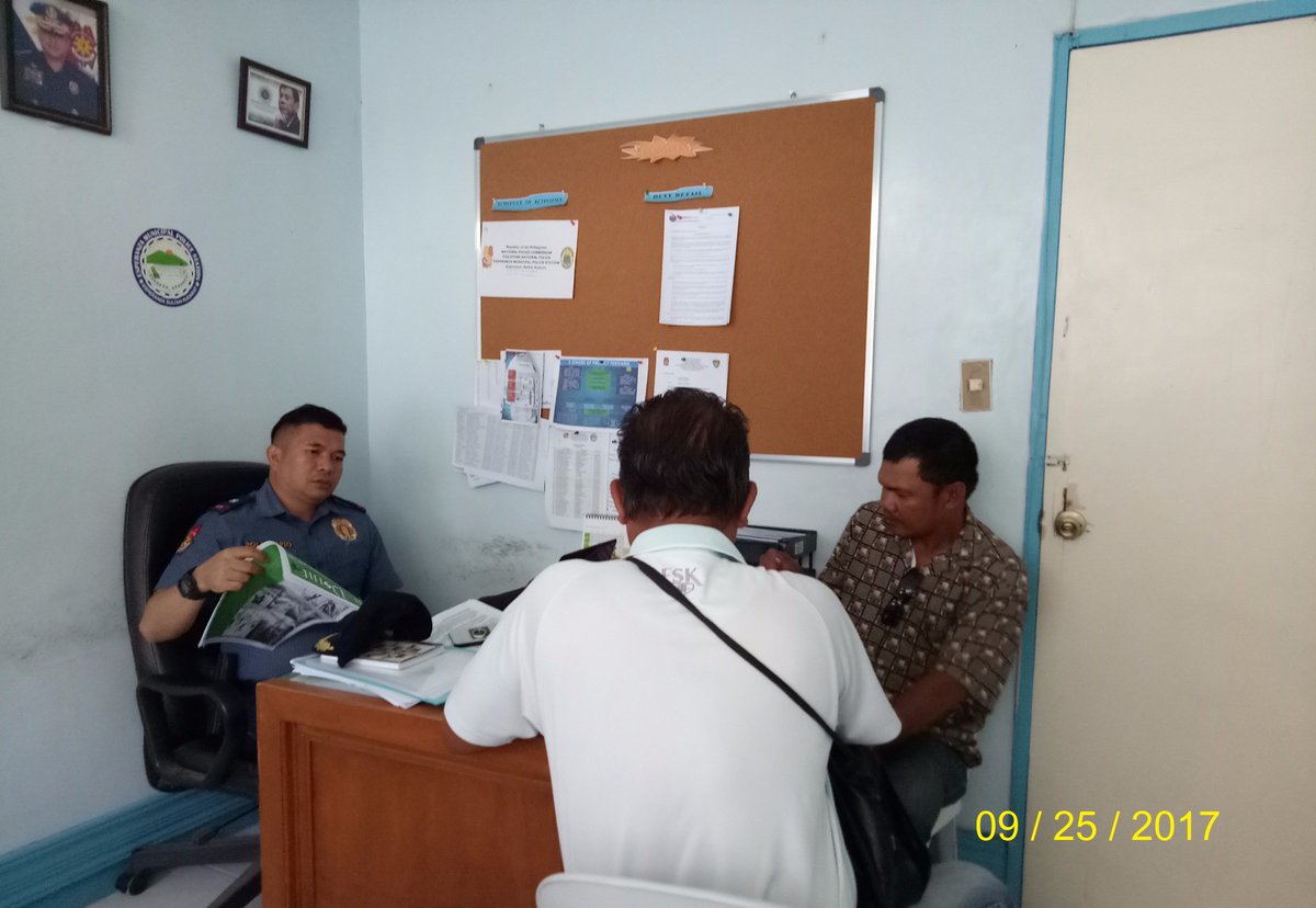 EsperanzaMPS's tweet photo. PCI EMERSON D POLICARPIO, OIC of this station was interviewed by media reporter  Alfonso M.  Tamayo,  and Vicente  B Yanez https://t.co/eY5Hvjc7dz