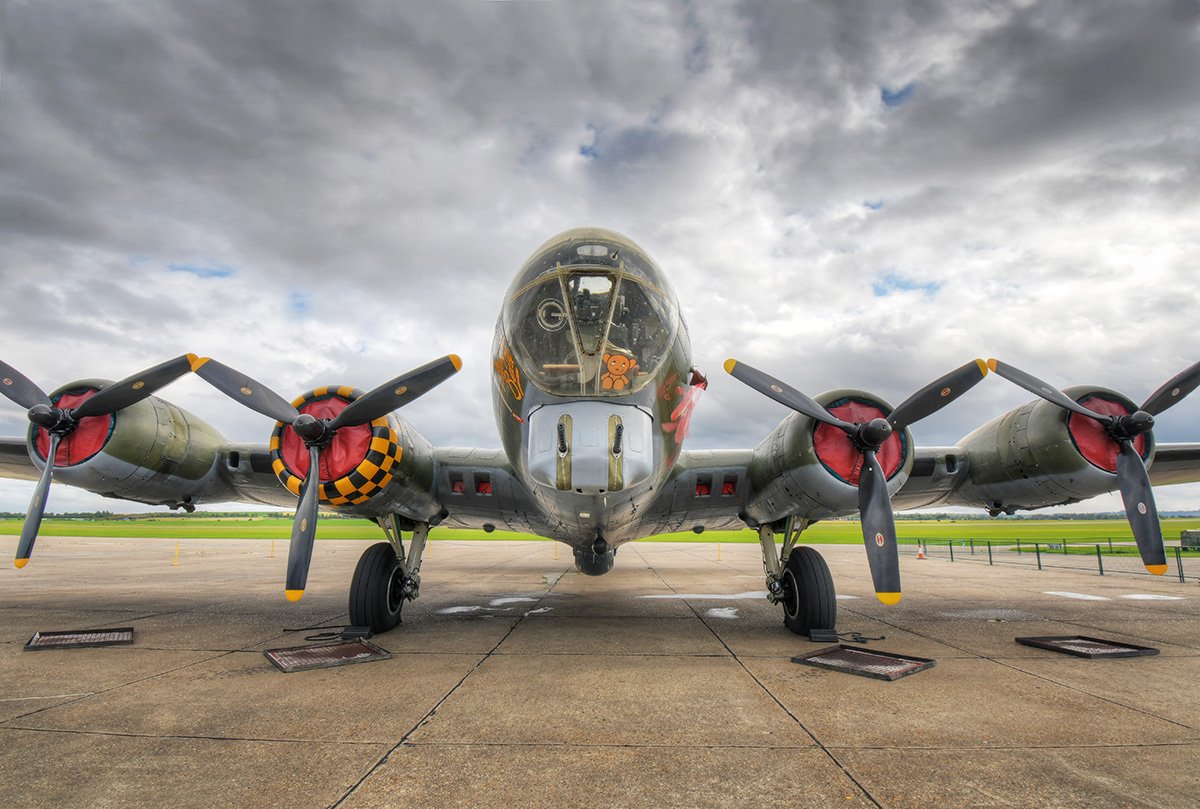 A couple of pics from <a href="/IWMDuxford/">IWM Duxford</a> while testing <a href="/UKNikon/">Nikon UK & Ireland</a>'s new 10-20mm DX for <a href="/PhotonewsPN/">Photography News</a>. Shot on #nikonD7500. <a href="/CamaraNikon/">#Nikon #Fotografía</a> <a href="/nikonownermag/">Nikon Owner</a>