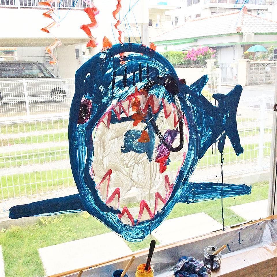 ateliermmm's tweet photo. #windowsart #windowspaint #window #painting #art #shark #shortfinmako #mako #atelierm #classesatelierm https://t.co/8cauMmYX9U https://t.co/ihylrvEcUv