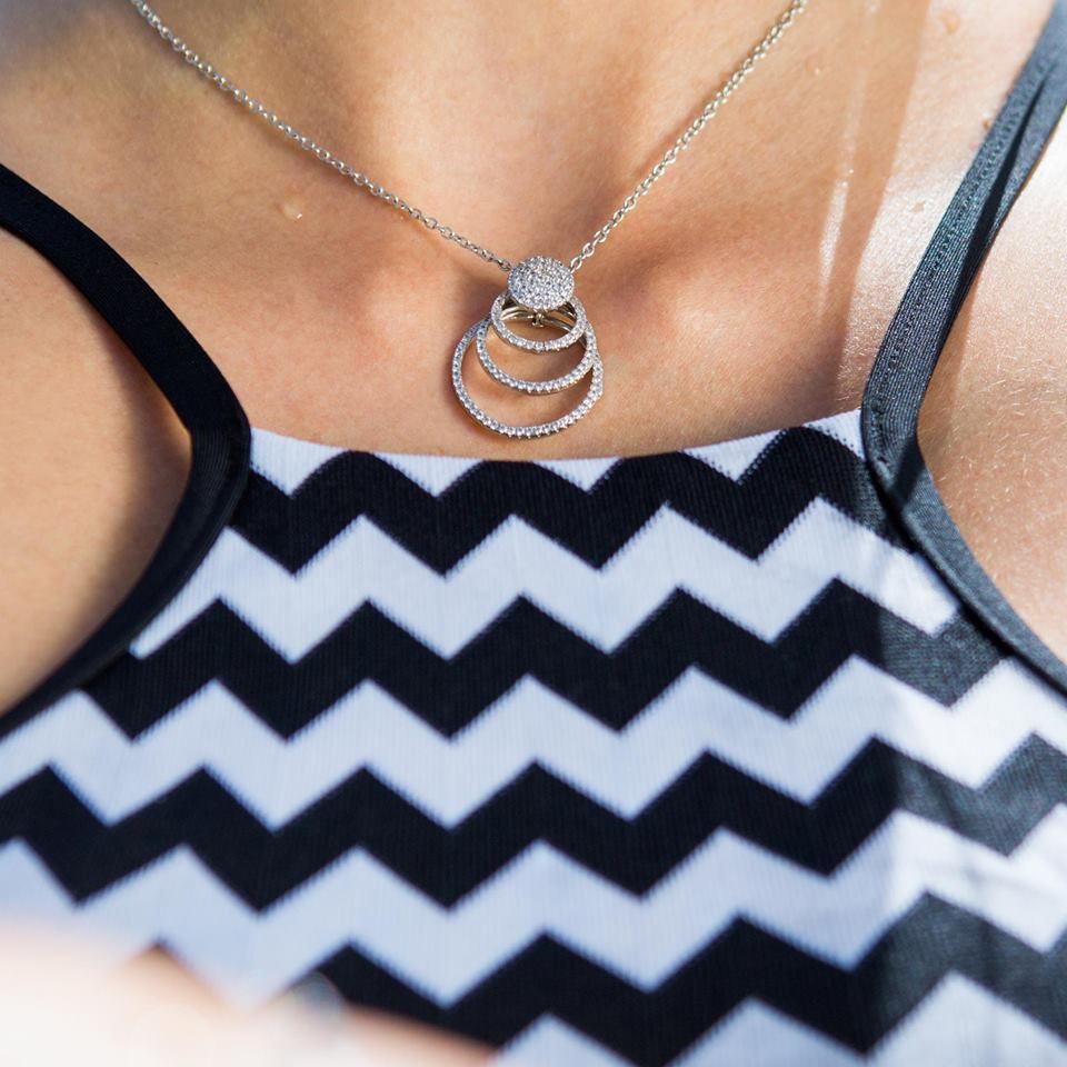 ¡Feliz Lunes! Las nuevas joyas Cyclos te dan alegría durante todo la semana.> bit.ly/2wRk1NL