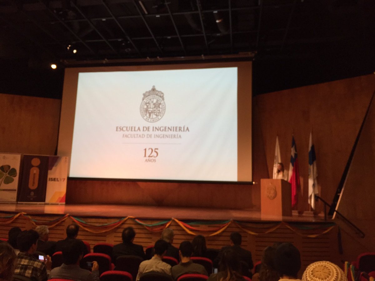 IngenieriaUC's tweet photo. La presidenta del @CAiPUC en #ISEl2017 hablando a los estudiantes internacionales https://t.co/qOZeXync9D