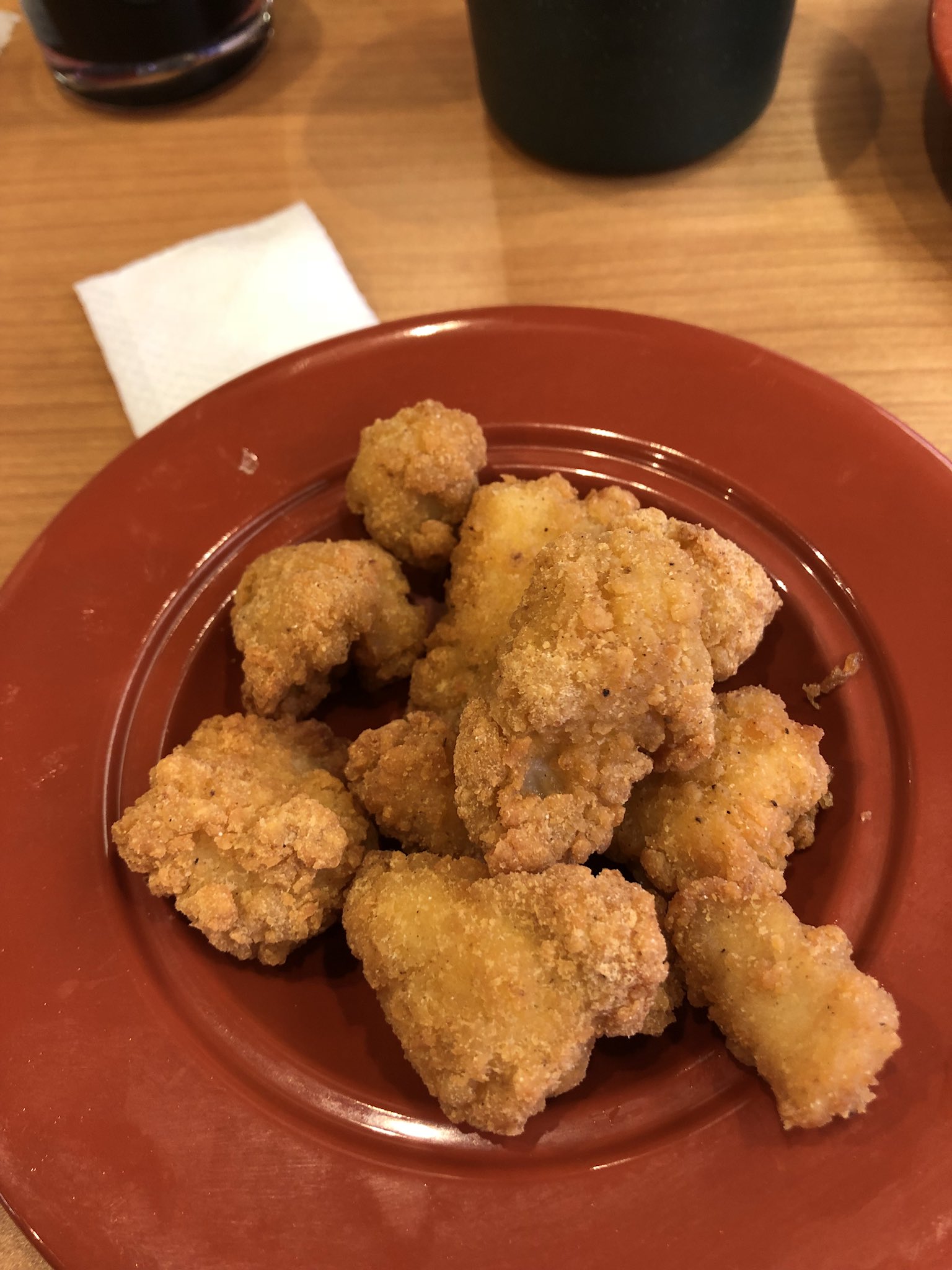 お茶 一応ちびころチキンのほうは写真とった よけてあるけど この破片が真ん中のチキンの上に乗ってました F T Co V64f5yvobi Twitter お茶 一応ちびころチキンのほうは写真とった よけてあるけど この破片が真ん中のチキンの上に乗ってました F T Co V64f5yvobi Twitter