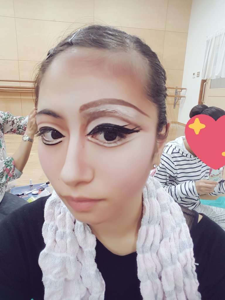 坊主mother Twitterren メイクレッスン 宝塚ですか 笑 チケットまだあります 10月22日福岡市民会館 コッペリア全幕です バレエ バレエメイク Ballet