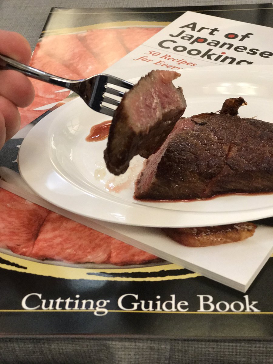2econdome's tweet photo. Oggi #alezionediwagyu perché la cucina giapponese non è solo sushi e  maki 
#masterclasswagyu #japanwagyu #ifoodit https://t.co/m3By2d6hmc
