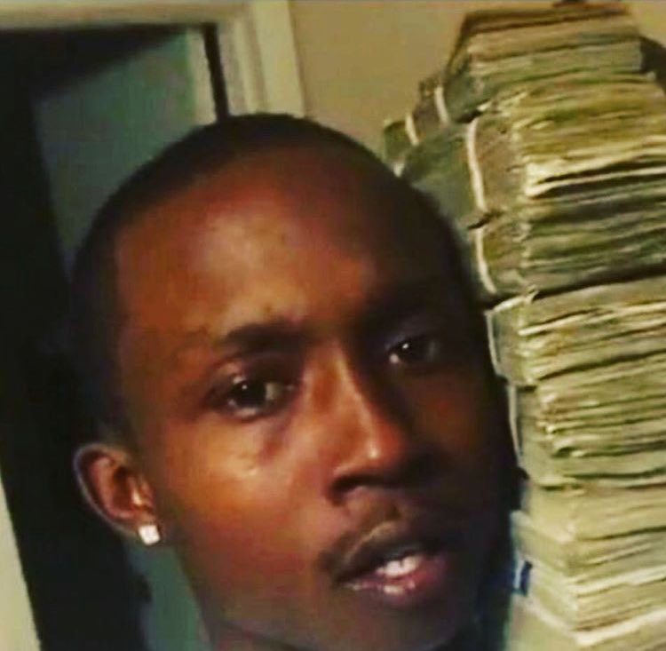 BeeDaBoss_'s tweet photo. Mood💰💸 #longliveBTY😇 https://t.co/z9h7IBc7za