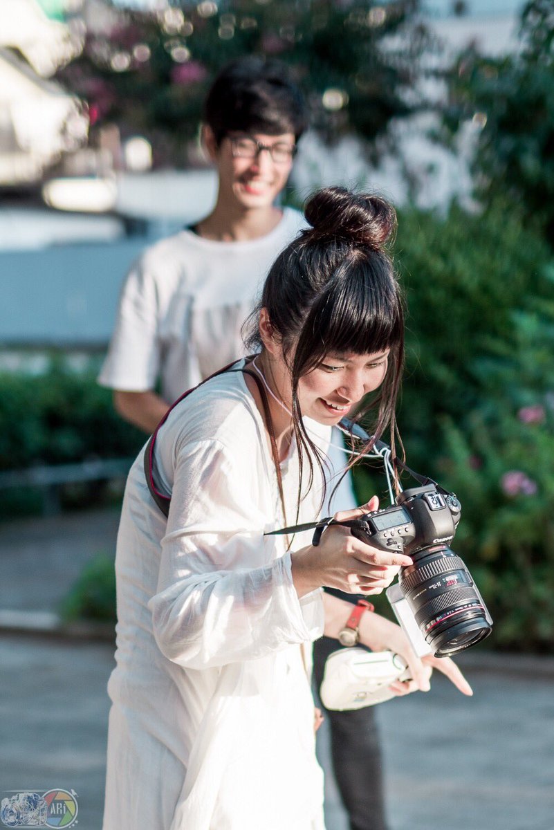 xxx2earth's tweet photo. ろこさんの楽しそうに
写真撮る姿が大好きです😭

#Lovedone展
#corography https://t.co/rUfAbrBDdk