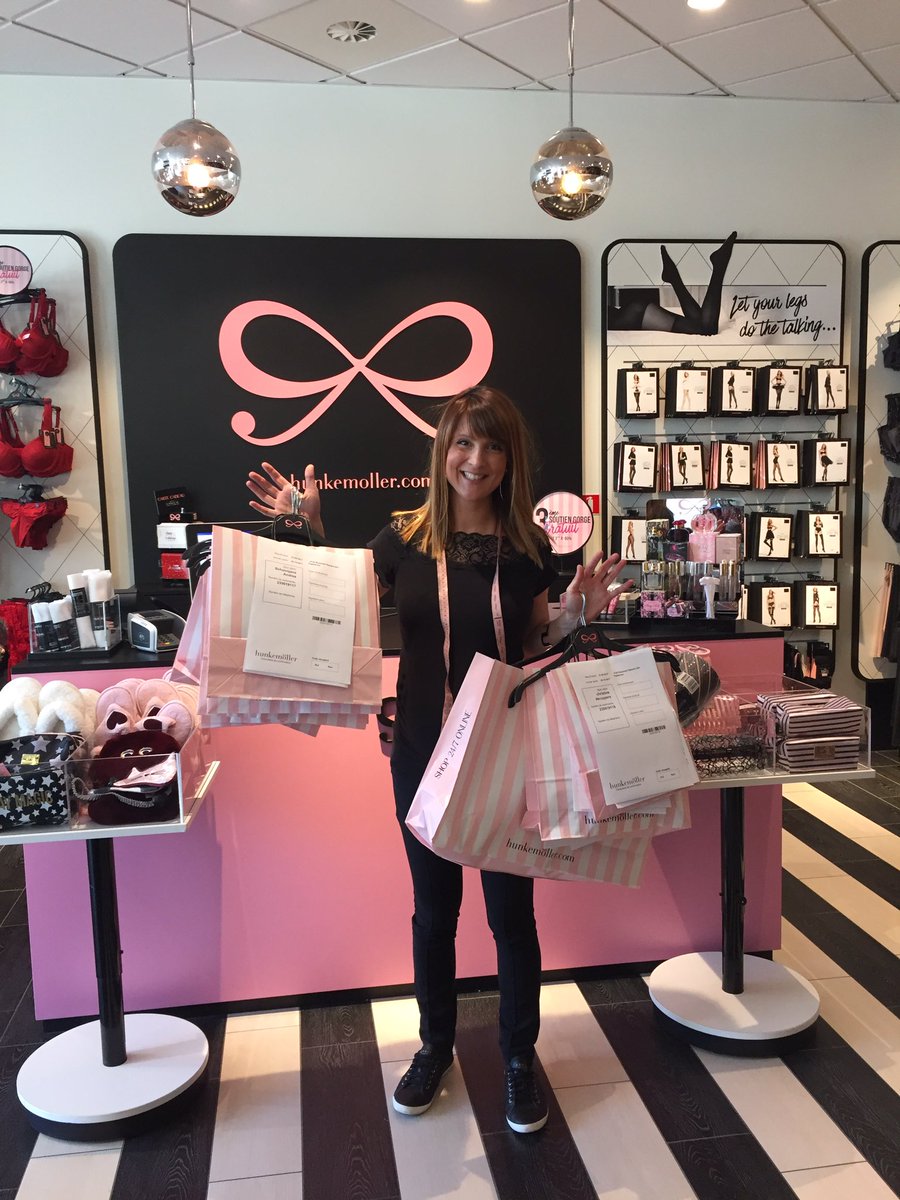 Défi relevé 💪🏻😃!! Team Rixensart 🎀🎀🎀 <a href="/AliceBritte/">Alice Britte</a> <a href="/luna_merc/">Mercedes</a> <a href="/HautphenneJ/">Julie Hautphenne</a> <a href="/amvanree/">A-M van Ree</a> <a href="/S_Lalanne/">Stéphane Lalanne</a>