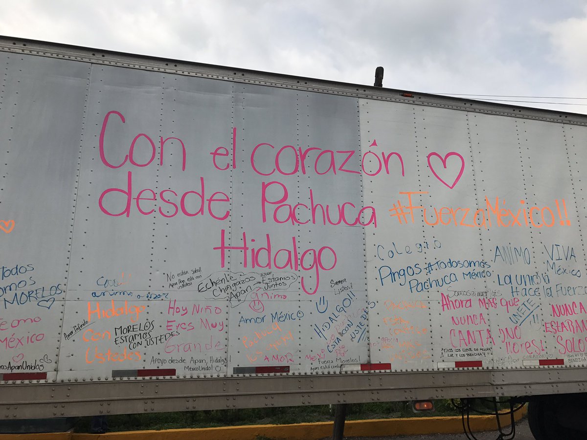 Uni_Dorados's tweet photo. @iKbron_ @Aracelitimi @lopezdoriga @lauraavgar #fuerzamexico #SomosCharros #UD https://t.co/5hZ4QA8erH