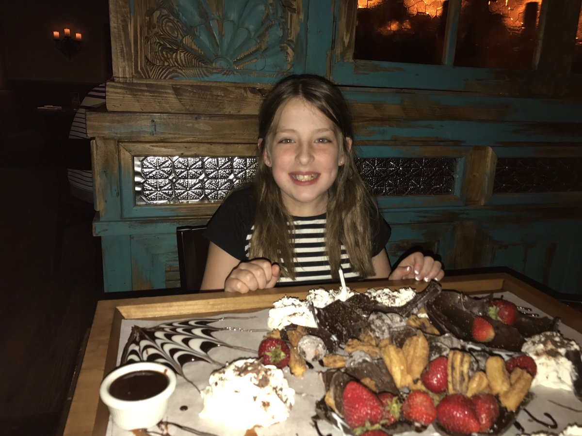 SprintMerri's tweet image. Take perfect photos with the Galaxy Note8. Live focus lets you change the depth to make your subject stand out. @GalaxyForeverKC #Note8West