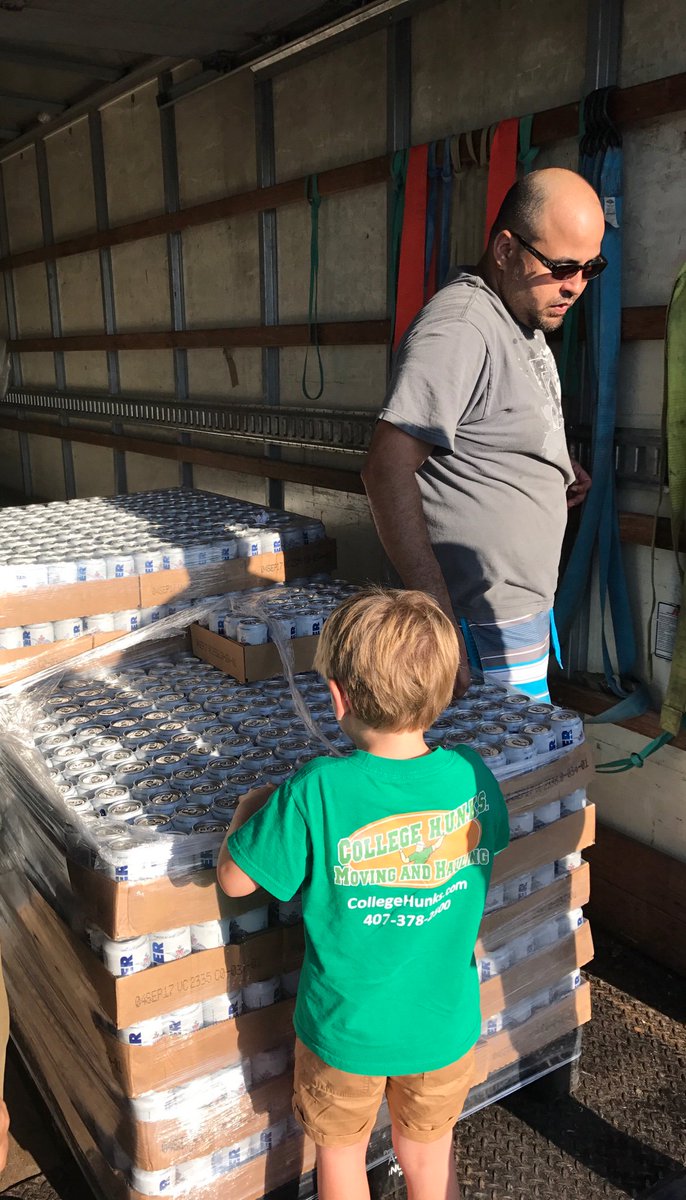 College HUNKS Hauling Junk & Moving (World HQ) tweet media