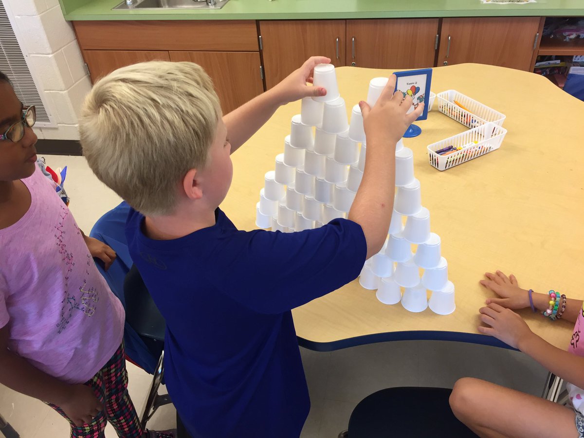 KimSweeney2's tweet photo. Brainstorm, collaborate, and build!  Who can build the tallest cup tower?  Engagement and excitement abounds! https://t.co/eSi8Ze5DOS