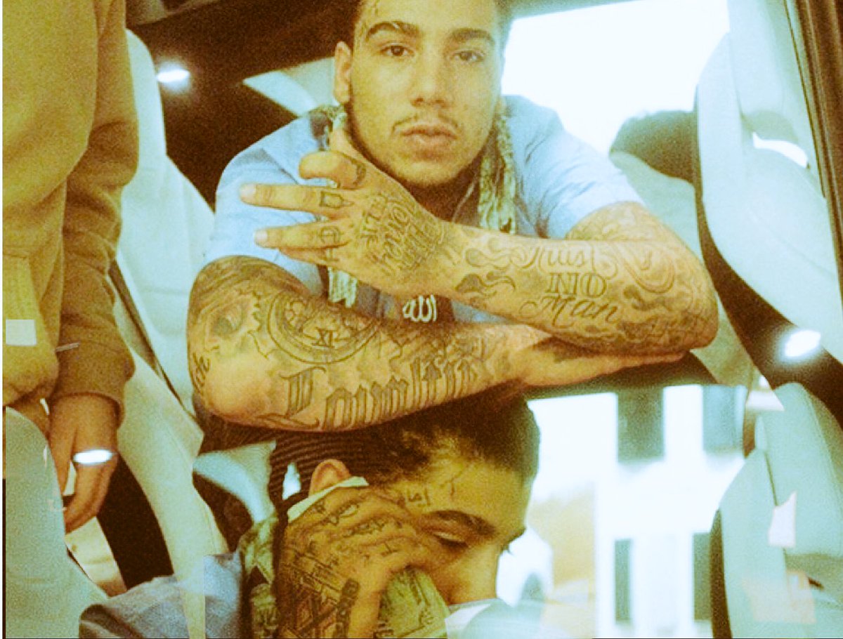 Trapbeezz's tweet image. #freehect #freedrugrixhhect