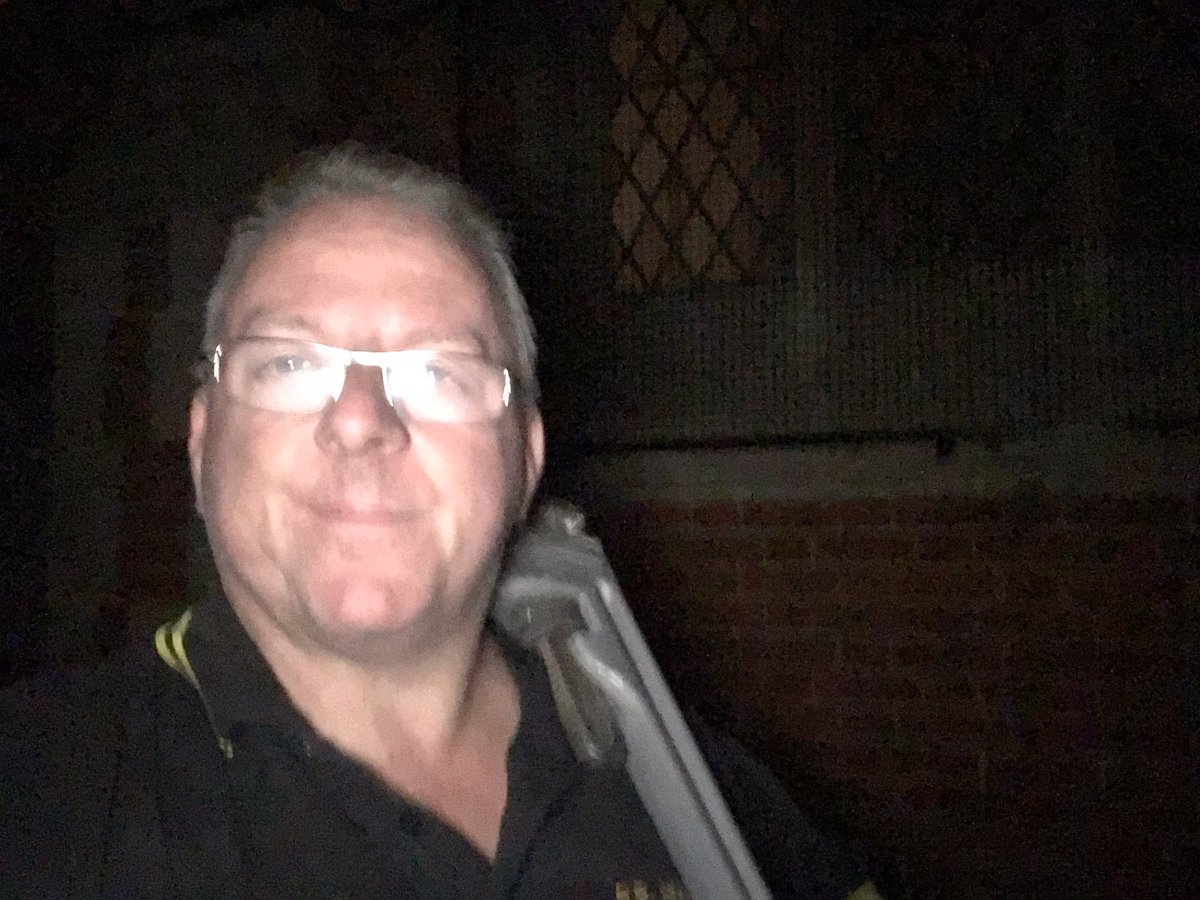 PaulRHull's tweet photo. Who's still at work ?
#ghostshift https://t.co/ULjLExwVb6