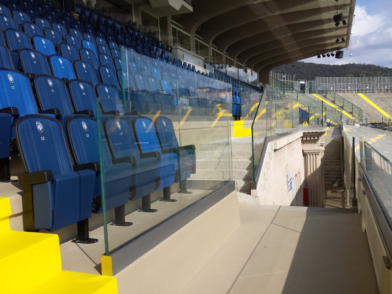 Q-railing España tweet media