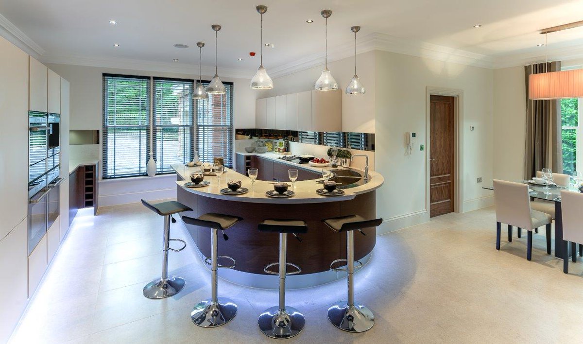 A #blastfromthepast  #MyPediniKitchen #Integra lovely house by one of #fav developers ow.ly/TrEM30fpnAh