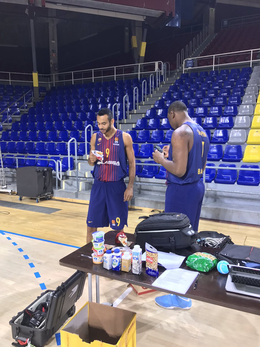 Hungry ? <a href="/7DAYSBasketball/">7DAYS Basketball</a> is the solution <a href="/hangaadamonline/">Hanga Ádám</a> @kslife7