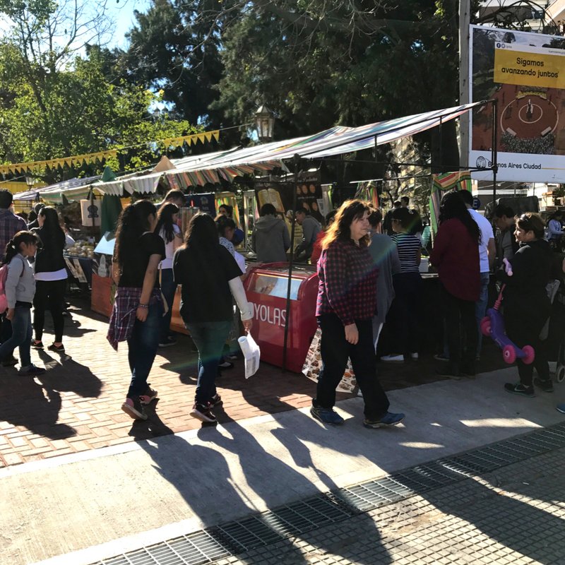YolasPaletas's tweet photo. Este fin de semana, estuvimos de pura feria! 🍦😎☀️
#YolasPaletas en #GardenFest #BuenosAiresMarket https://t.co/411JqKelW2