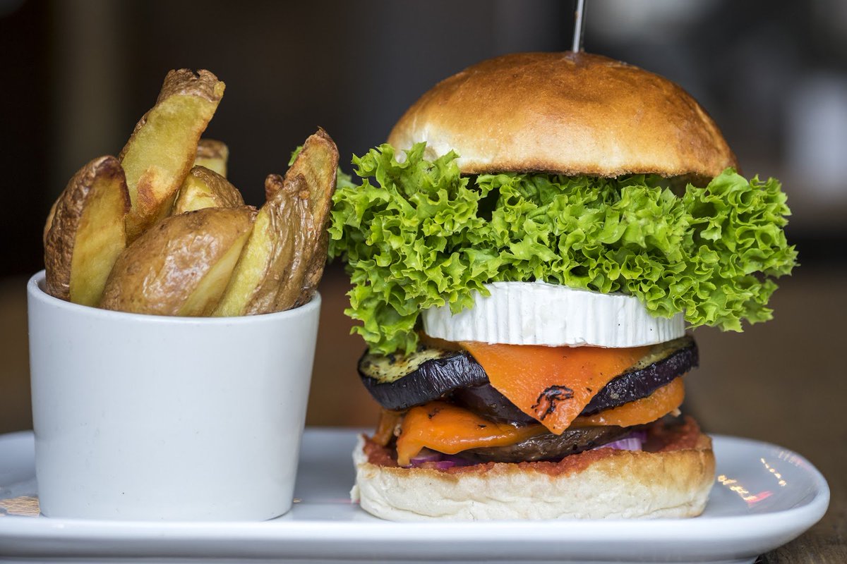 Satisfy the #Burger cravings and get yer veg in at the same time with ‘The Vedgy Wedgy’. #Monday #Edinburgh #Lebowskis <a href="/EdinburghPub/">Edinburgh Pub</a>