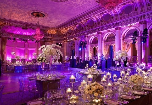 RentMyWedding's tweet image. Amazing #colorwash #uplight lighting completes this gorg venue! Great photo via #insideweddings