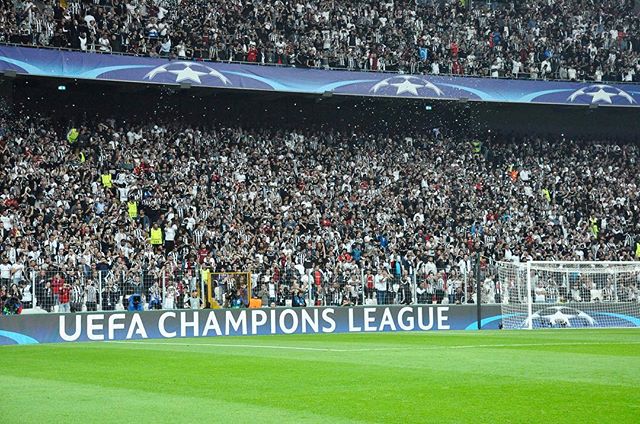 Muhteşem taraftarımızla, bir kez daha Devler Ligi sahnesinde, Vodafone Park'ın büyüleyici atmosferinde buluşuyoruz. 
#UCL 
#Beşiktaş