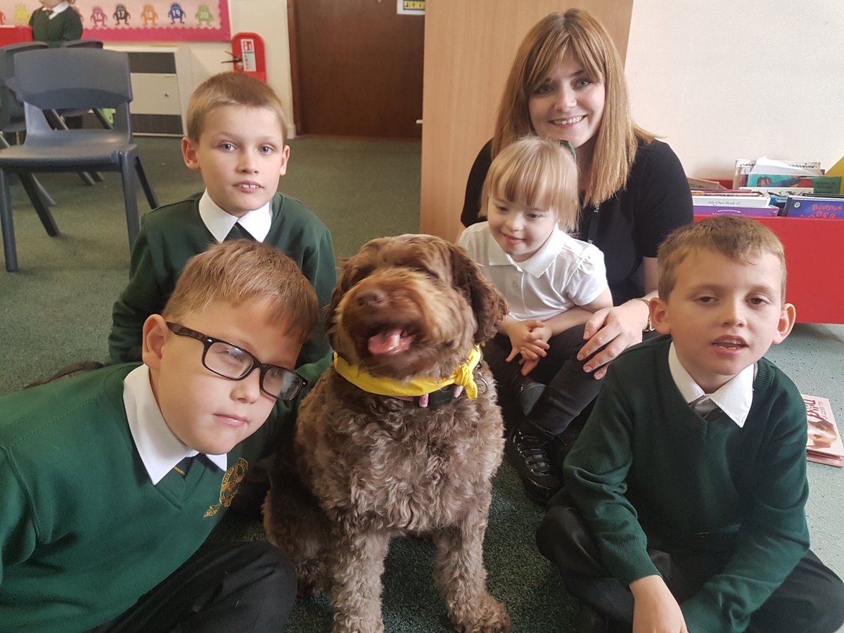 We really enjoy Ruby's visits! Looking forward to her next one when we can learn more about looking after her. 🐶🌈 #rainbowroom #therapydogs