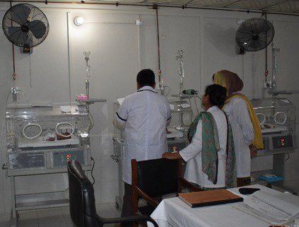 Neonatal unt hz bn estblshd in DHQ hospital Thatta.162 babz rcvd specialised care. #PPPinitiatives
@BBhuttoZardari 
@BakhtawarBZ 
@AseefaBZ