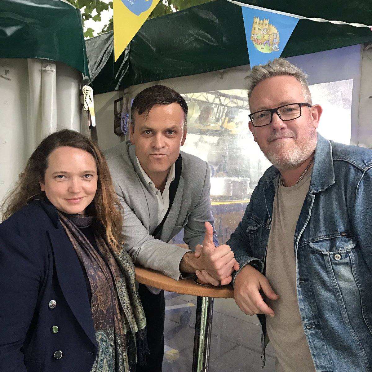 York's movers and shakers gathering at The Food Hub, ready for tonight's Event in the Tent featuring <a href="/YorkSoup/">York SOUP</a> #events #food #toodamnhot