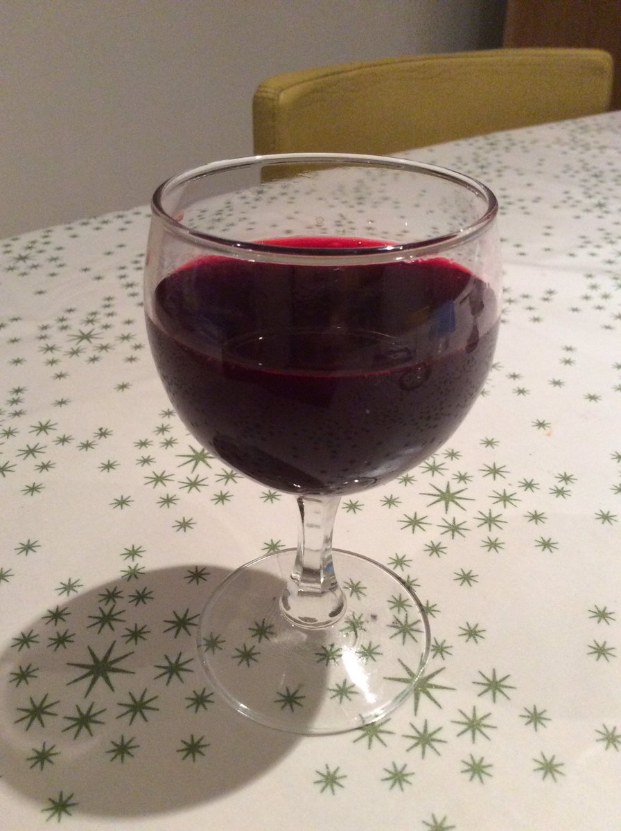 DeeringRob's tweet photo. Nothing says #mondaynightin like a lovely glass of... beetroot juice, actually! #beetrootjuice #notwine #mmm #wine https://t.co/nTozn7yF88