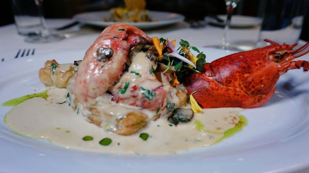 #NationalLobsterDay #triompheny #nycfoodie #lunch #dinner #lobster #foodie #MondayMotivation