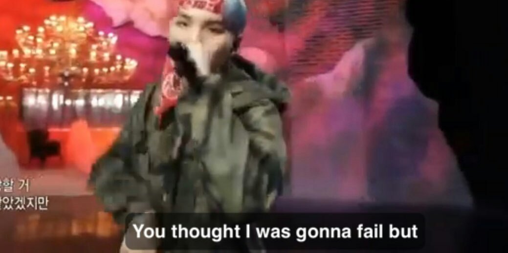 sceneryfortae's tweet photo. we're so sorry sweetie #BTSHOT100 https://t.co/5jiFyqAQuA