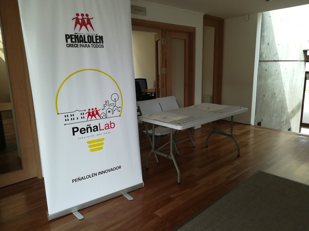 jofreisadora's tweet photo. Partimos inaugurando PeñaLab nuestro lab de innovación con el primer desing sprint del Estado Chileno ! @penalolen @EstudioRacimo @labgobcl https://t.co/o7c3R04yHN