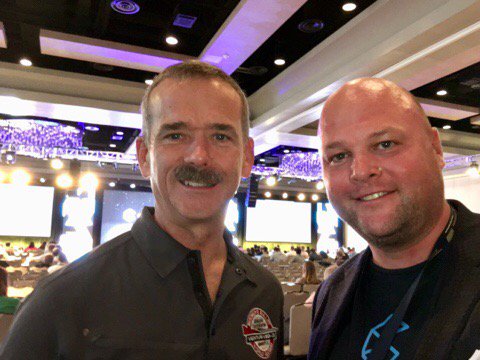 jack_newton's tweet photo. So this just happened /cc @Cmdr_Hadfield #ClioCloud9 https://t.co/bdpGre5X85