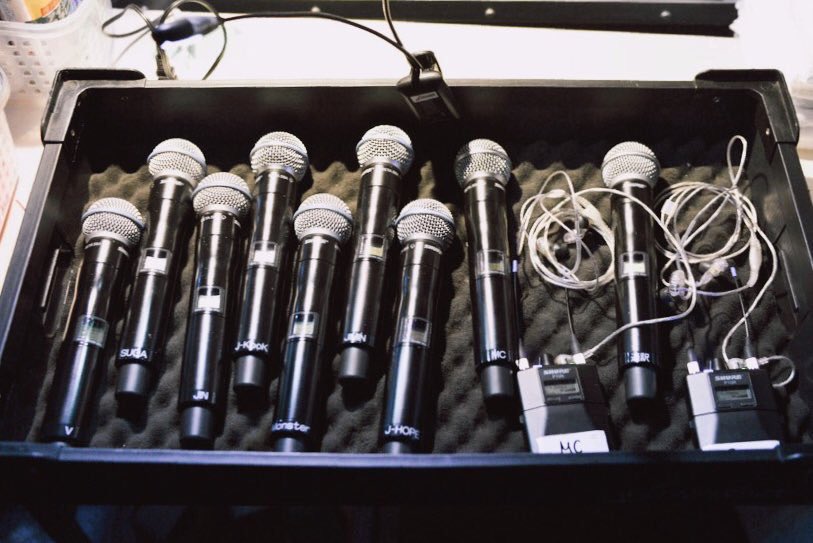 #BTSHOT100 #85BTSDNAHot100
Teamwork makes the dream work