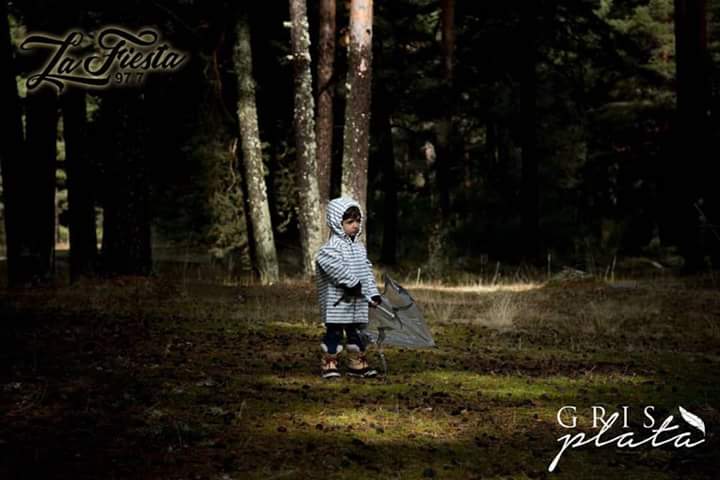 #GrisplataEventos#lafiesta
 P R O D U C T O R A  
Salones , Equipos , Staff
CONTACTANOS...
2235234518