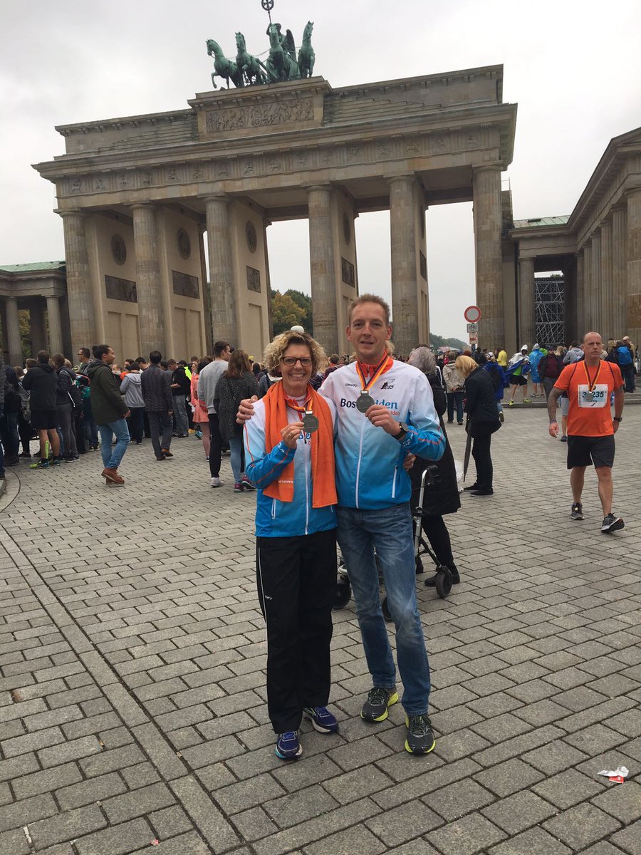 P.r. voor Marjan Meijerink en Erwin Kreule bij Berlijn Marathon ag85.nl/7-nieuws/1231-…